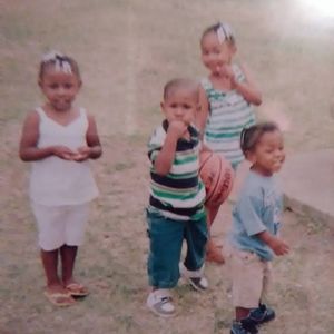 Meet your Posher, Antia